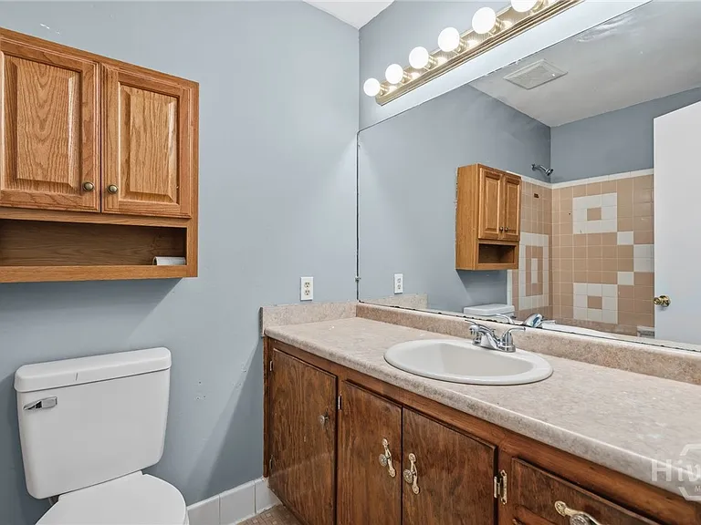 3 Monica Blvd — Photo 24