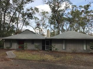 124 Dodge Rd, Saint Simons Island, GA 31522