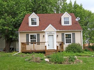 3784 Randolph St, Lincoln, NE 68510