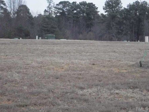 2nd image of 1001 Windy Rd