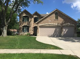 1814 W Weathersfield Way, Schaumburg, IL 60193