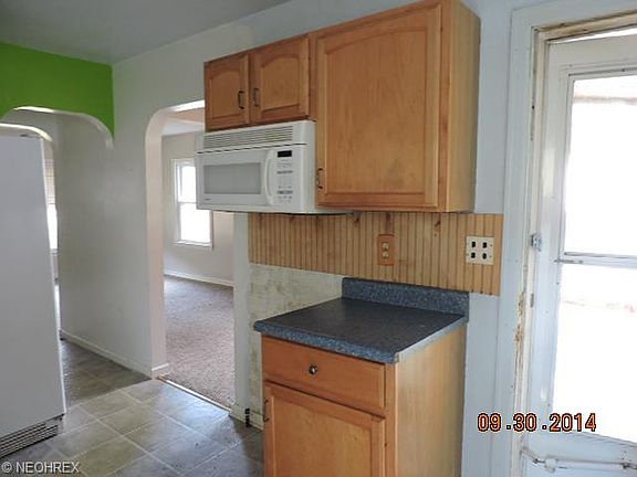 5th image of 254 Willard Ave NE