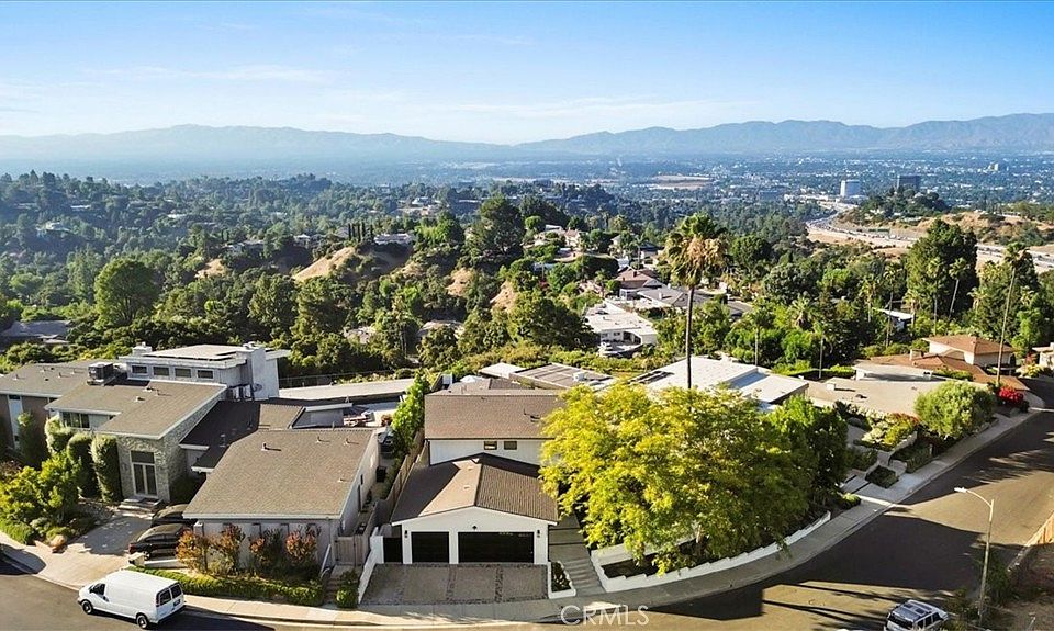 15655 Castlewoods Dr, Sherman Oaks, CA 91403 Zillow