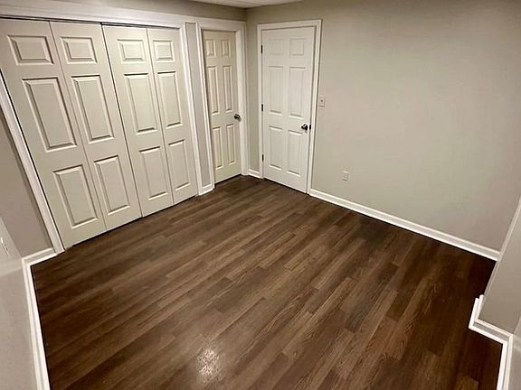 3rd image of 1005 Farm Ln #U6