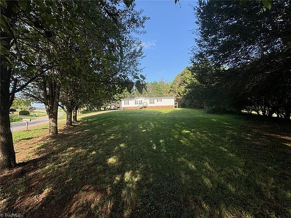 2nd image of 3236 Fishing Creek Rd