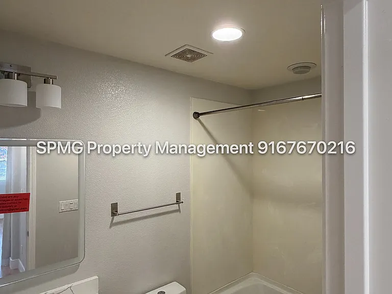 1456 Impressionist Loop — Photo 29