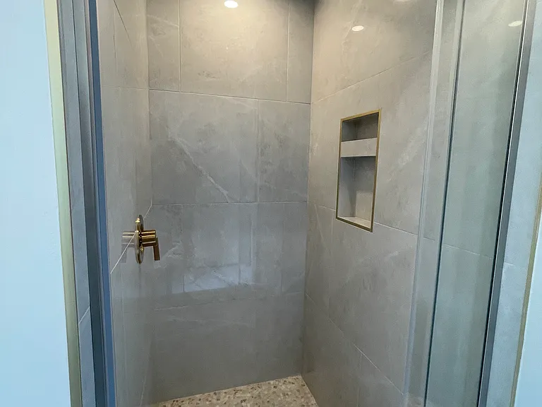 2321 Sherbrook St #2 — Photo 12