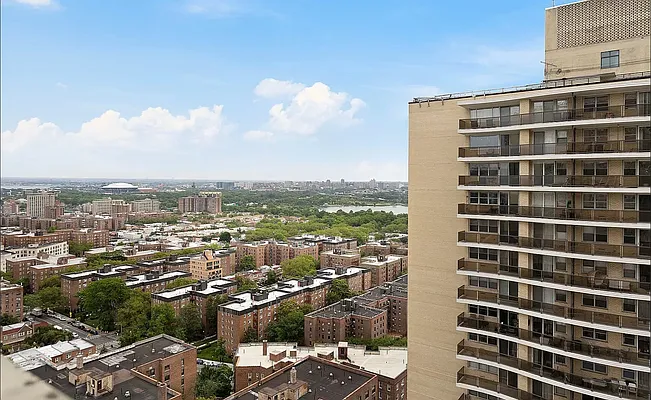 Sold by Compass | media 28