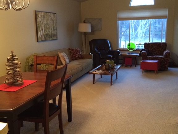  dining/living room