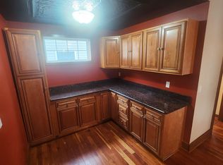 807 Starkweather Ave #1, Cleveland, OH 44113