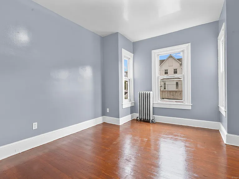 1105 N Main St #1 — Photo 14