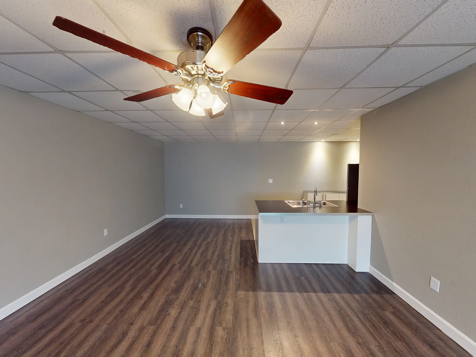 141 North Court - 205E — Photo 4