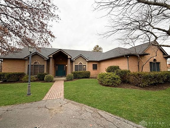 2nd image of 7995 Crestway Dr