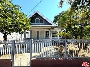 1220 W 25th St #1/2, Los Angeles, CA 90007