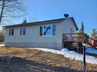 25494 Lower St, Calumet, MI 49913