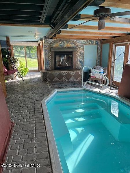 5th image of 212 Philip Schuyler Road