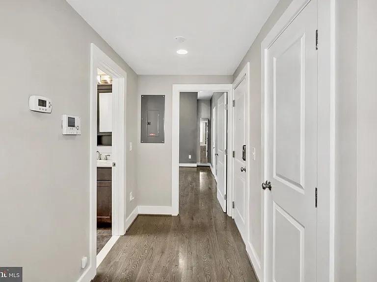 1304 Holbrook St NE #3 — Photo 15