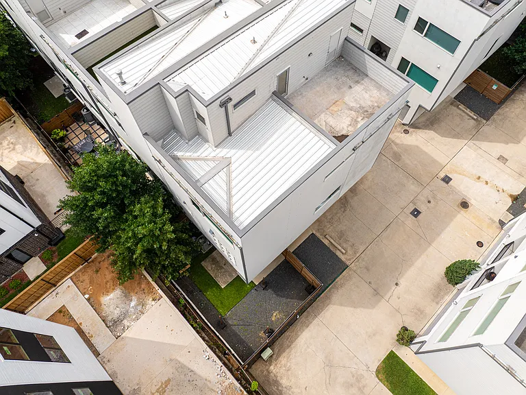 4616 Steel St — Photo 10