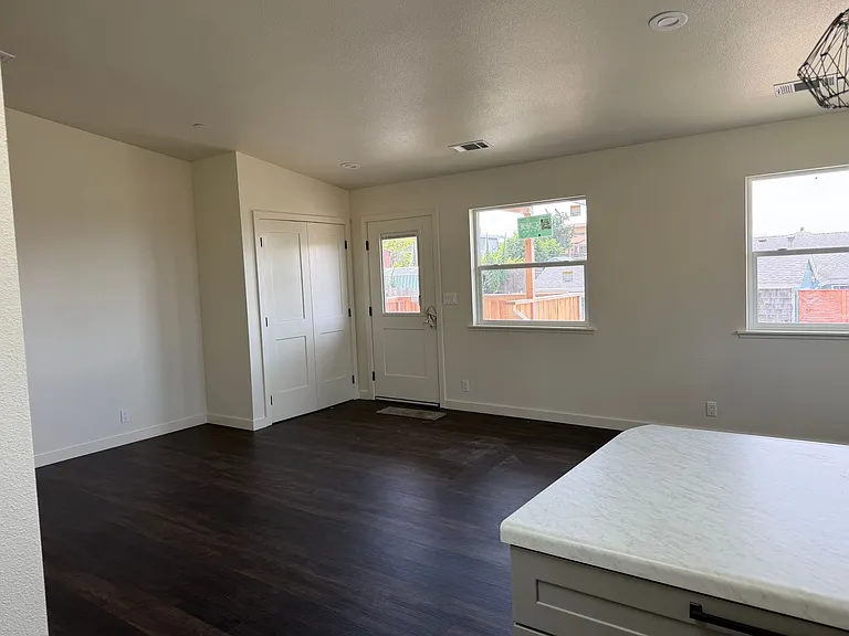 6442 Aspen Way — Photo 4