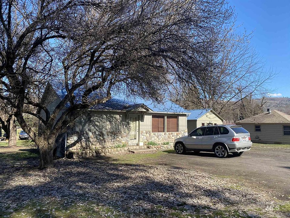 1102 3rd St Kamiah Id 83536 Zillow