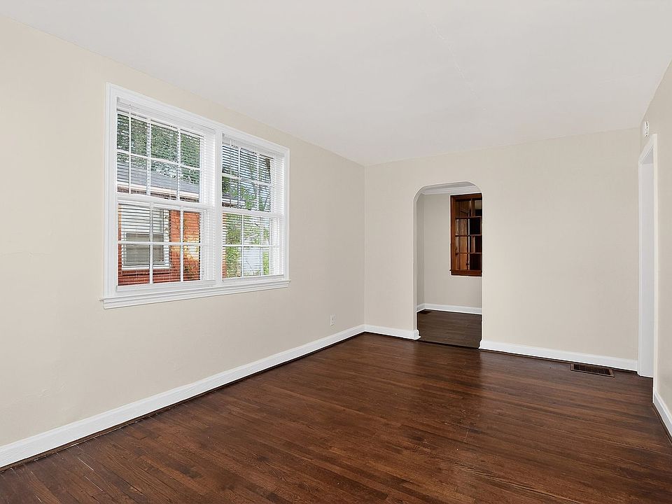 1st image of 1415 Herrin Ave
