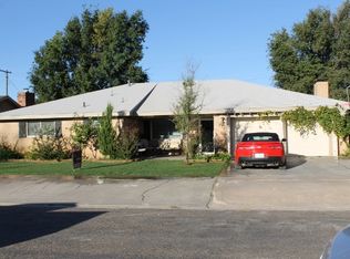 910 Kentucky Dr, Perryton, TX 79070