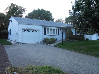 85 Castleton Dr, Toms River, NJ, 08757