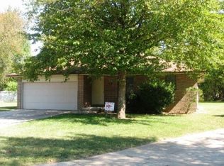 522 E Latoka Ct, Springfield, MO 65807