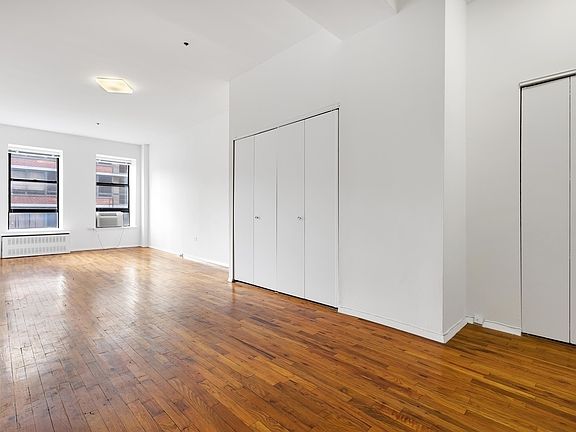 4th image of 215 W 84th St APT 607