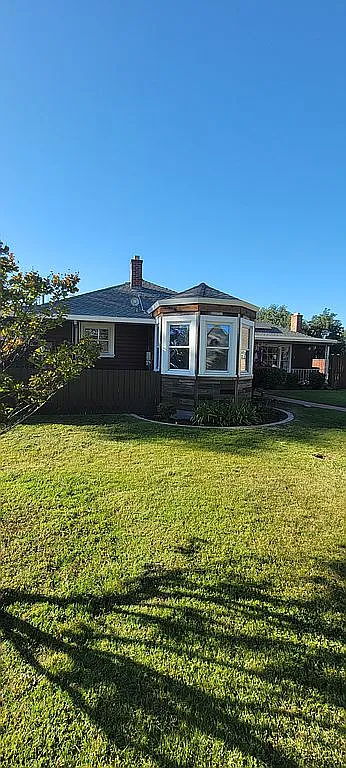 823 Porter Ave photo 1