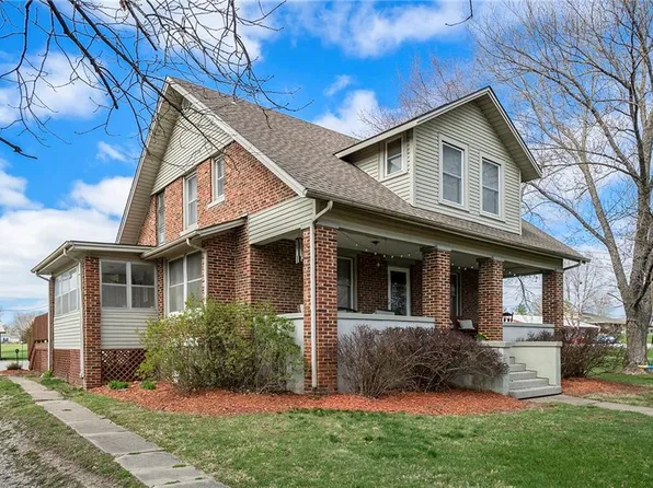 805 N Main St, Braymer, MO 64624