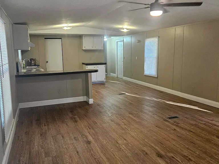 505 Browns Creek Rd — Photo 1