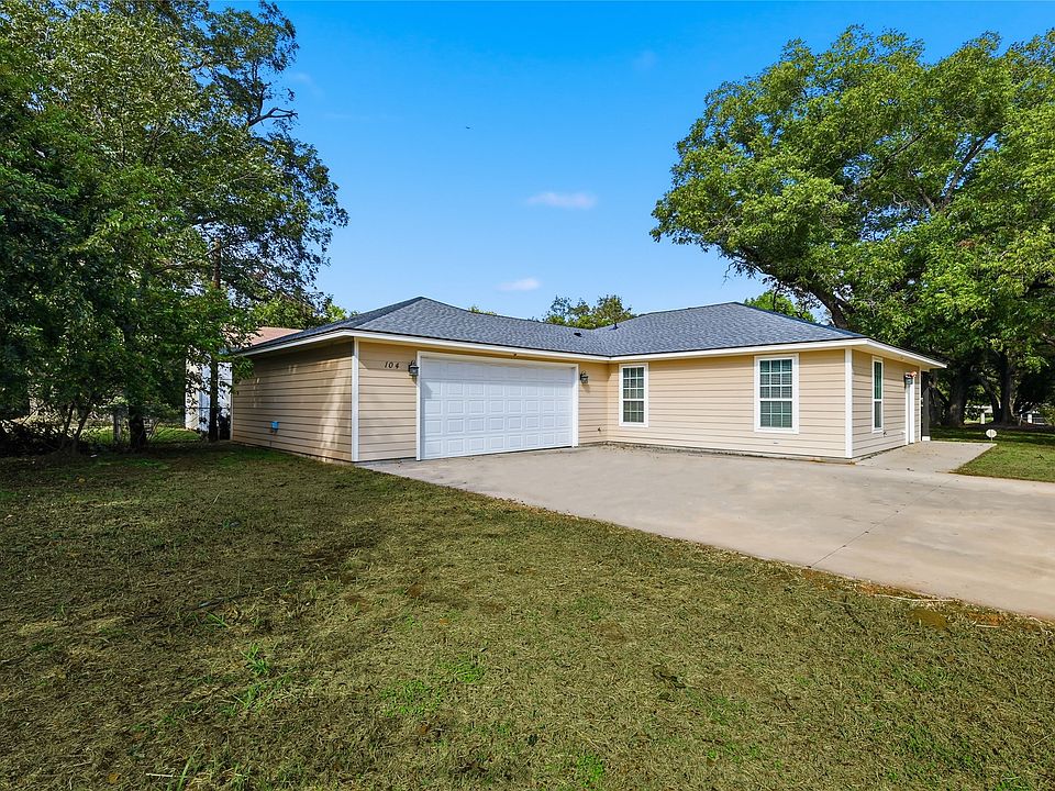 1st image of 104 Songwood Dr