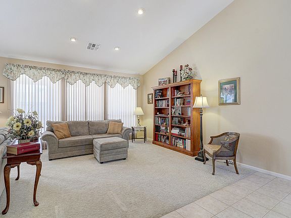 3rd image of 9325 E Teakwood Dr