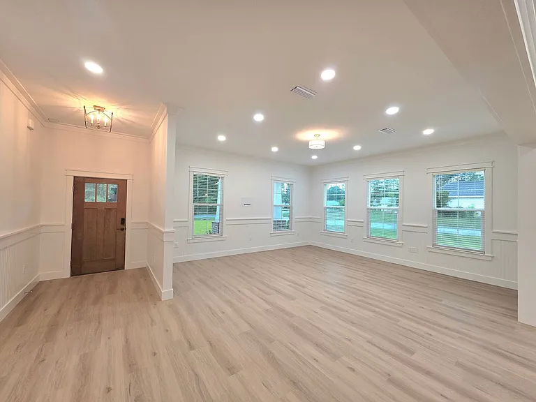3299 Bernath Dr — Photo 3