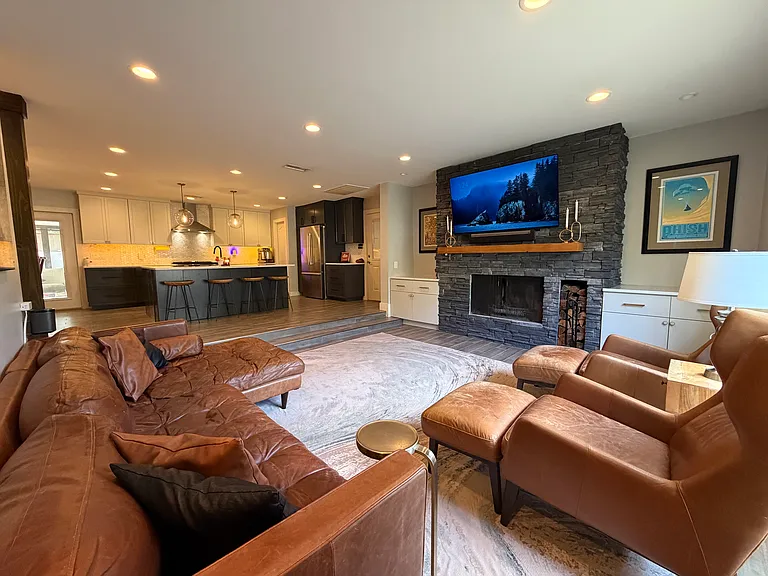 1144 Eagle Cir — Photo 10