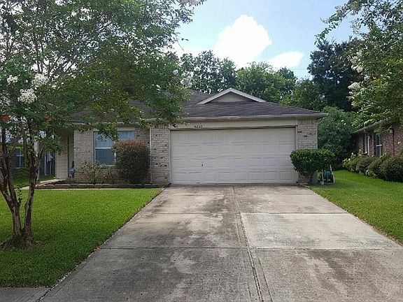 2nd image of 16827 Watering Oaks Ln