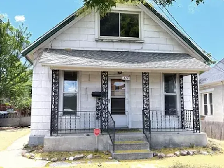 319 W. American Avenue — Photo 2