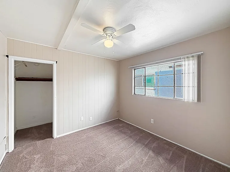 SD: Comfortable 3BD/1.5BA Apartment in Normal Heights with Reserved Parking — Photo 8