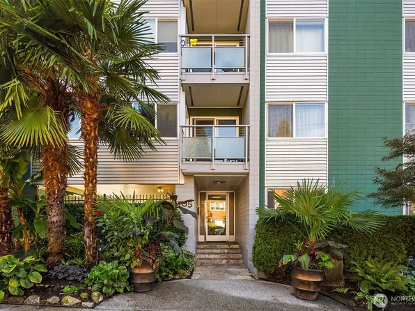 705 E Republican Street #401, Seattle, WA 98102