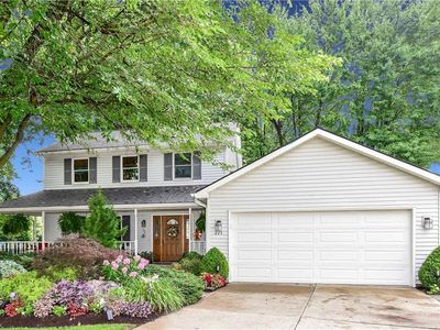 225 Butternut Ln, Berea, OH, 44017