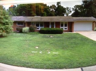 806 Garland Pl, Saint Louis, MO
