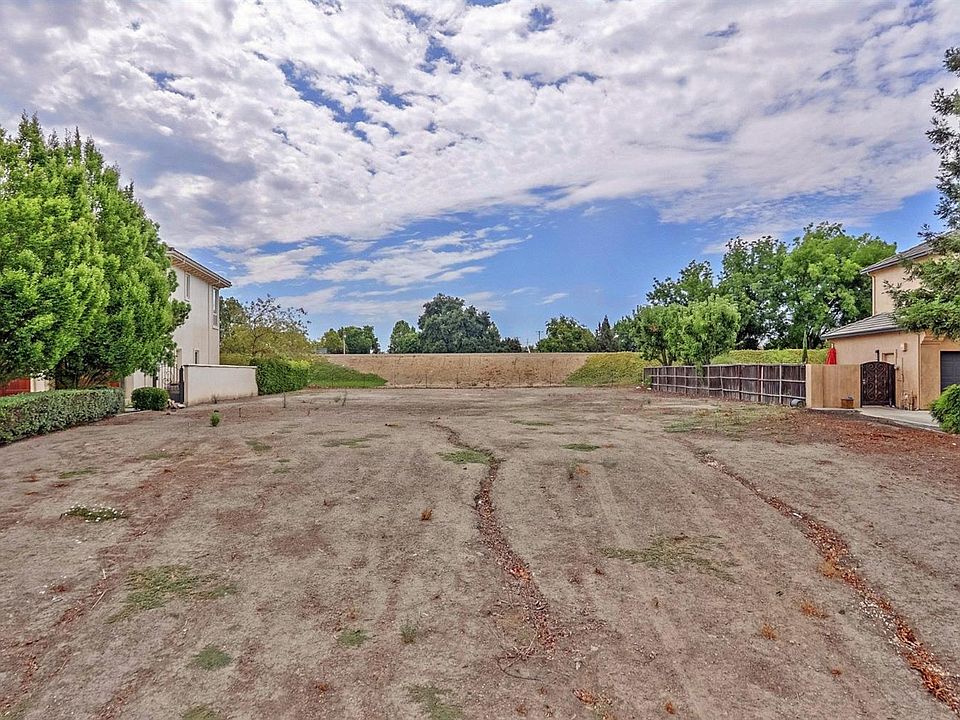 1st image of 5352 Saint Andrews Dr