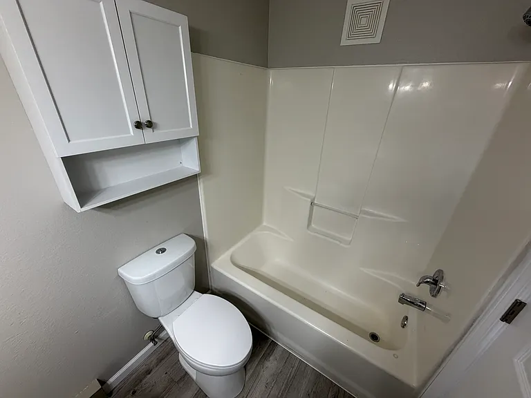 1203 34th Street Cir S #203 — Photo 3