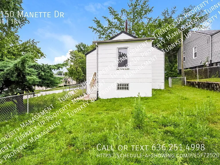 7150 Manette Dr — Photo 14