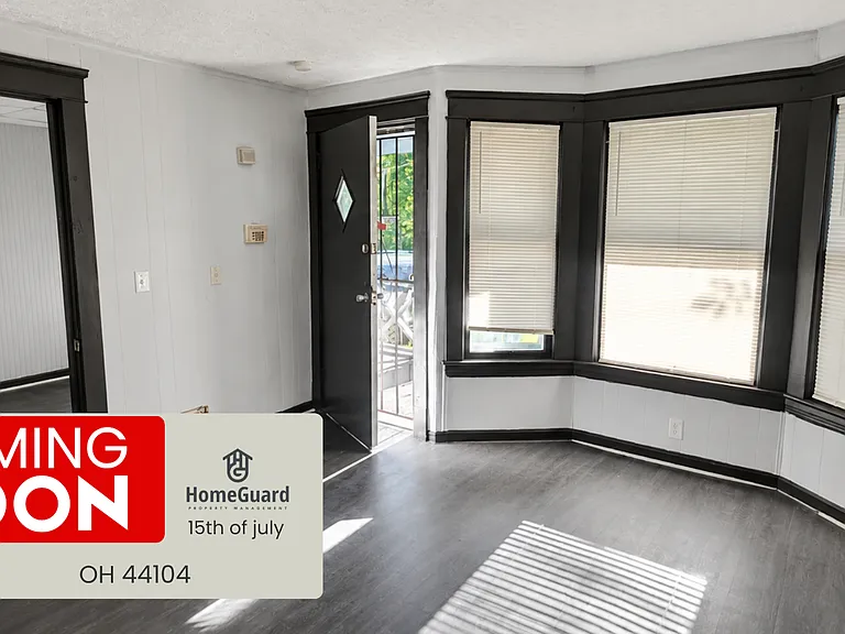 2912 E 102nd St #A — Photo 1