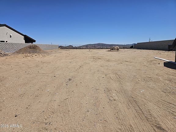 4th image of 5615 MERIDIAN Court #103