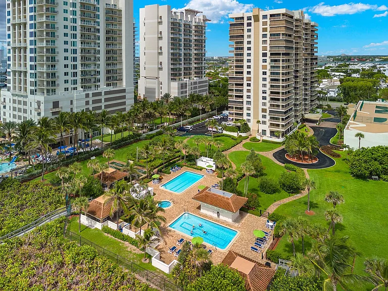 3400 N Ocean Dr #1602 — Photo 35