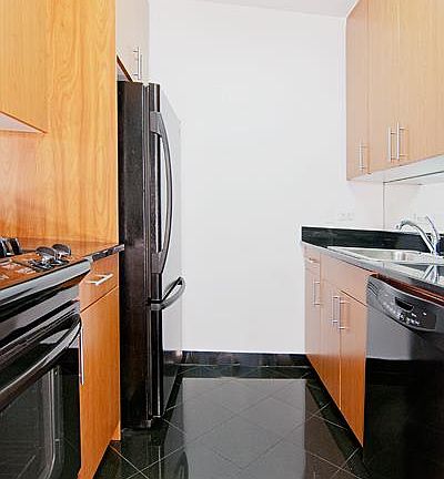 5th image of 265 E 66th St APT 31G