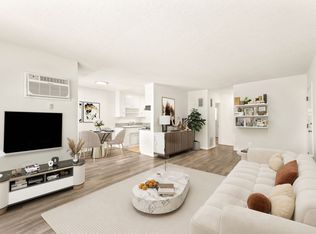 714 W. Knoll Dr., West Hollywood, CA 90069